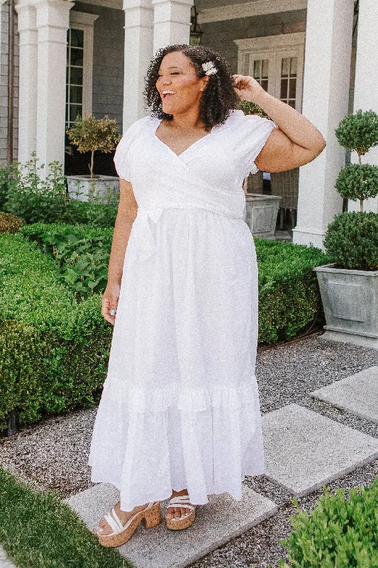 Antoinette Dress in White - FINAL SALE